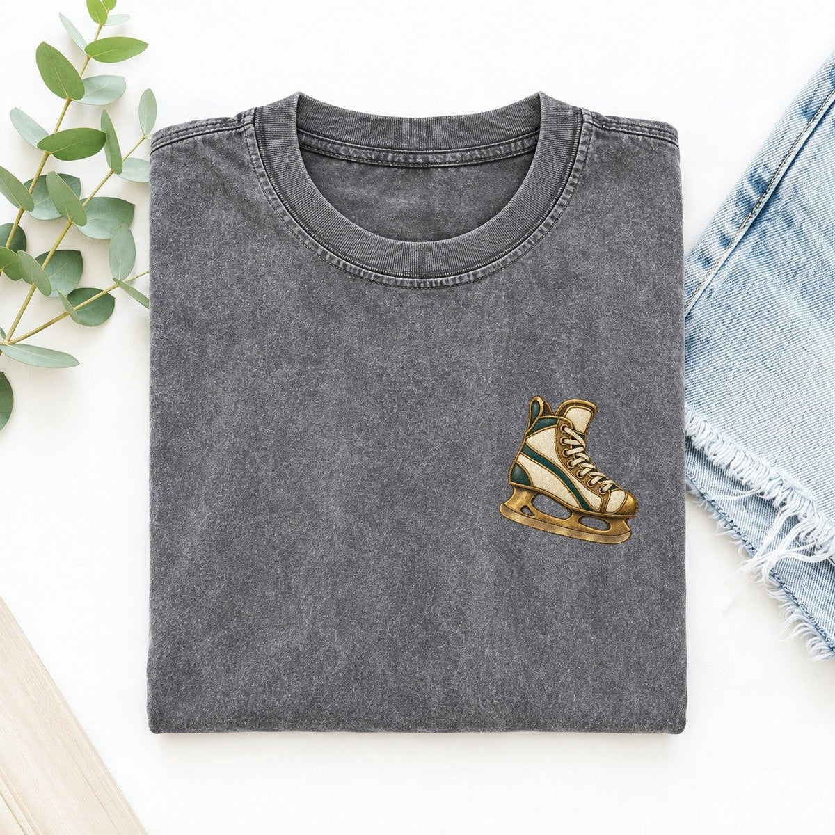 Hockey Skate Turn Keepsake Emblem Left Chest Vintage T-shirt – Grey