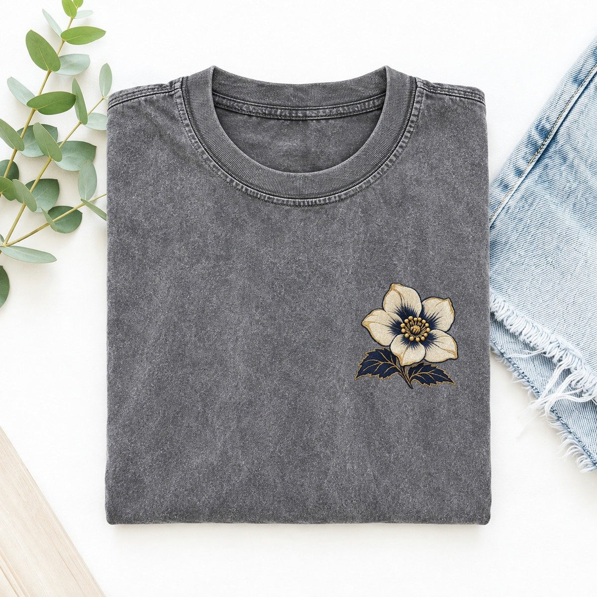 Hellebore Winter Cup Left Chest Vintage T-shirt – Grey