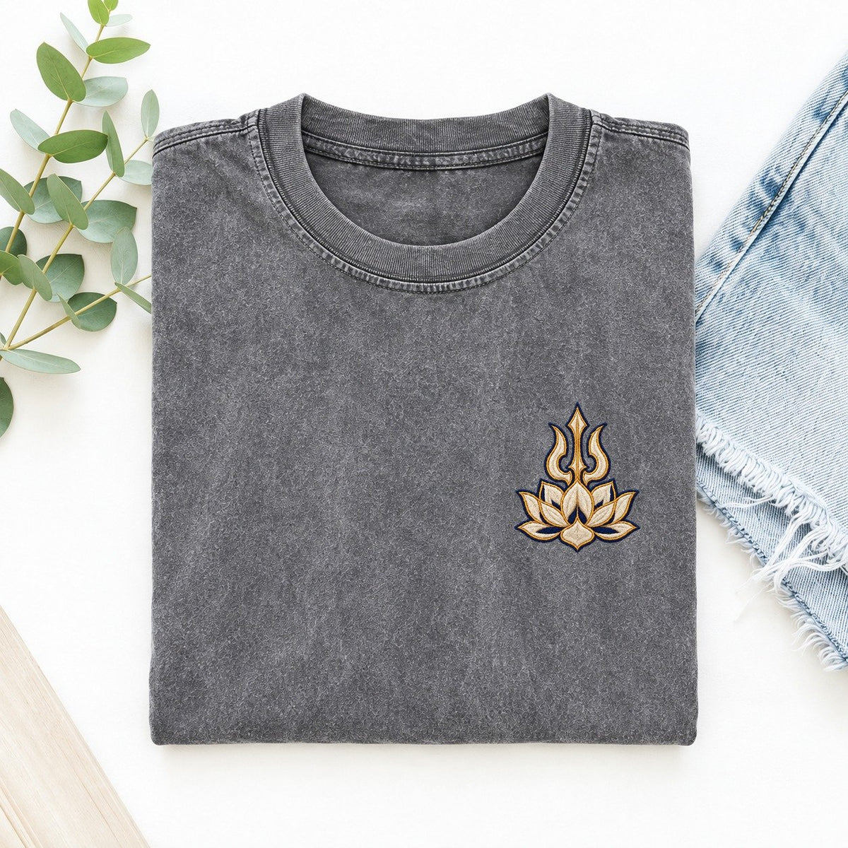 Trishula Lotus Symbol Emblems Left Chest Vintage T-shirt – Grey