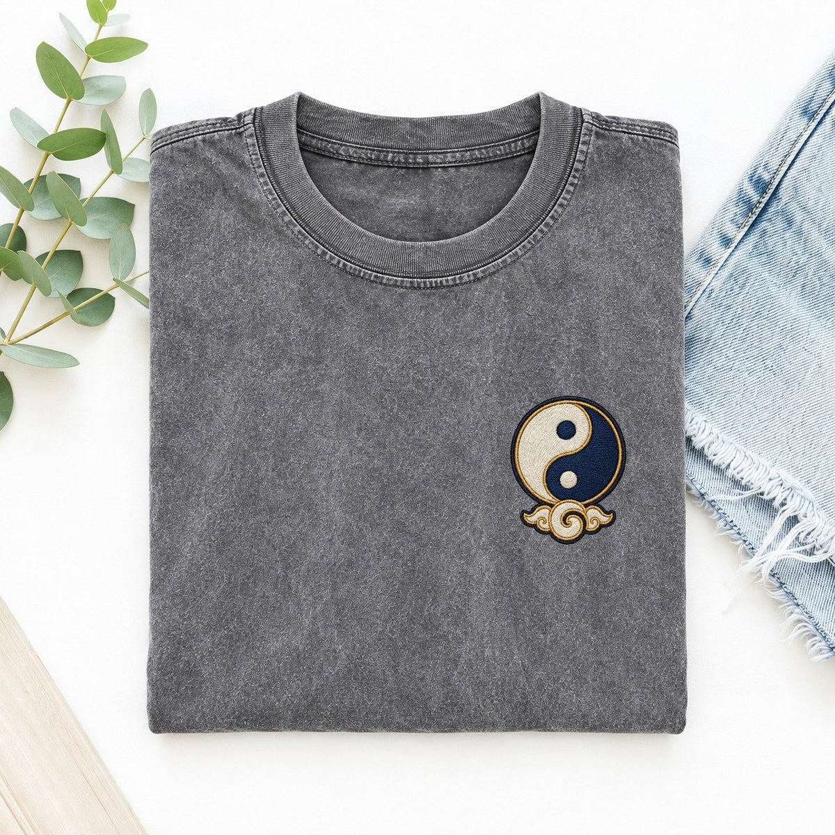 Yin Yang Cloud Symbol Emblems Left Chest Vintage T-shirt – Grey