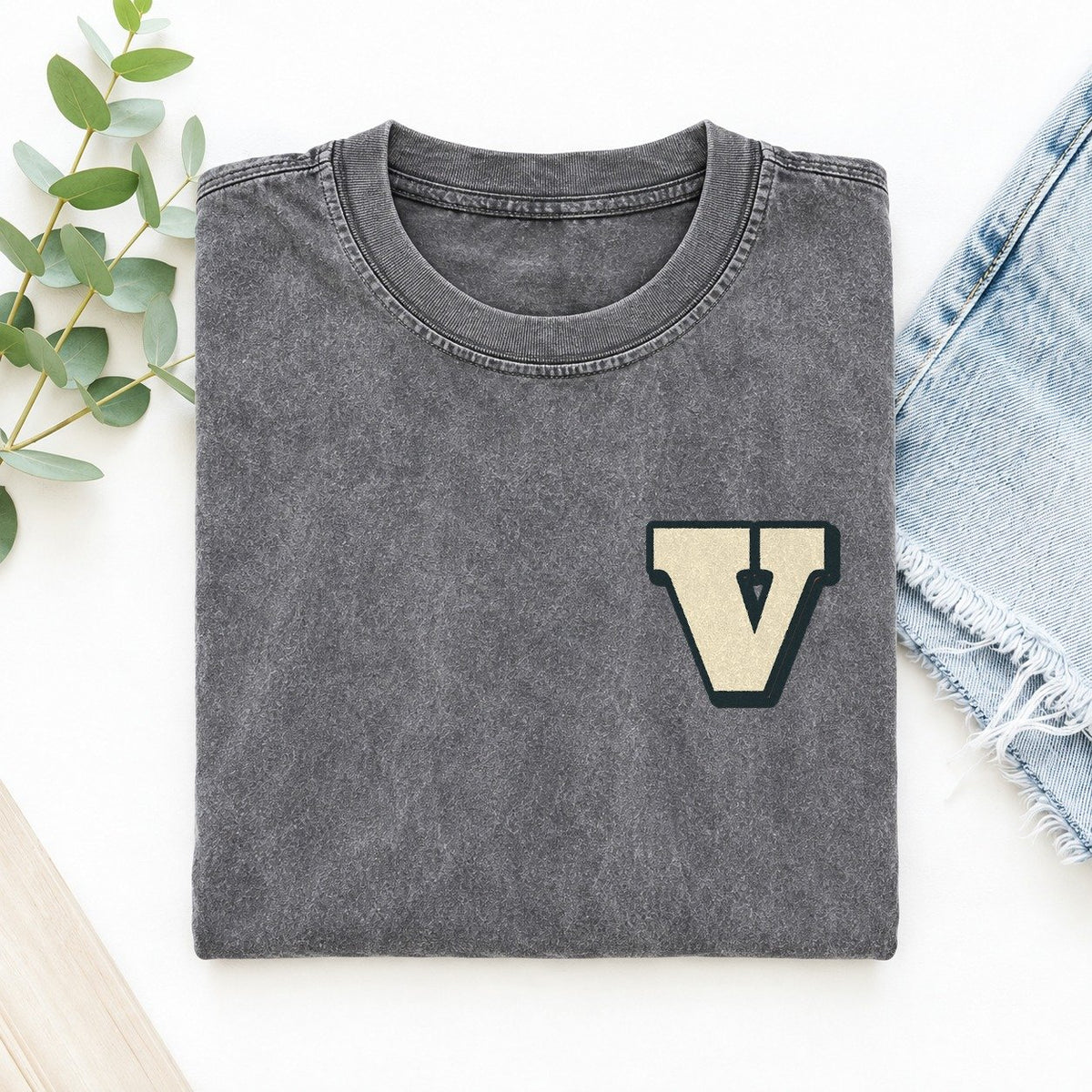 Initial V Left Chest Vintage T-shirt – Grey