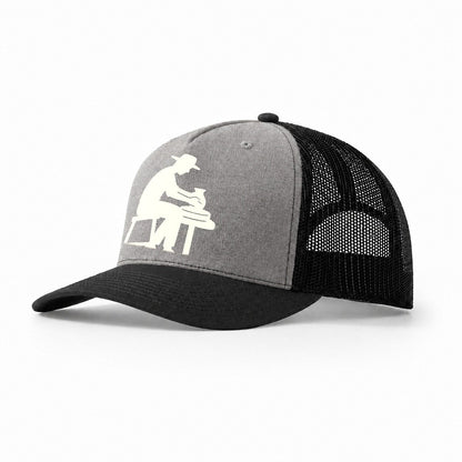 Potter Shaping Clay On Wheel Trucker Hat – Grey-Black