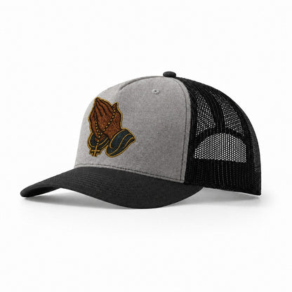 Praying Hands Clasped Hands In Prayer Position With Rosary B Trucker Hat – Grey-Black