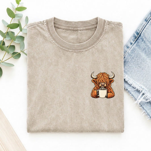 Highland Cow Coffee Left Chest Vintage T-shirt – Off White