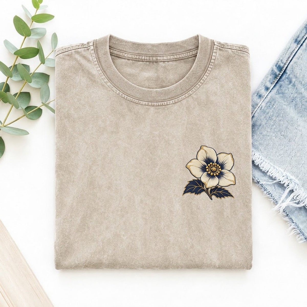 Hellebore Winter Cup Left Chest Vintage T-shirt – Off White