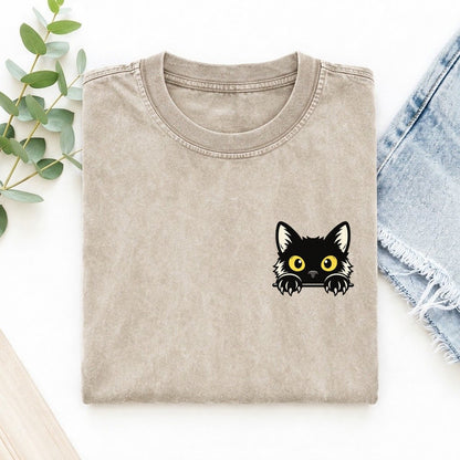 Yellow Eyed Black Cat Left Chest Vintage T-shirt – Off White