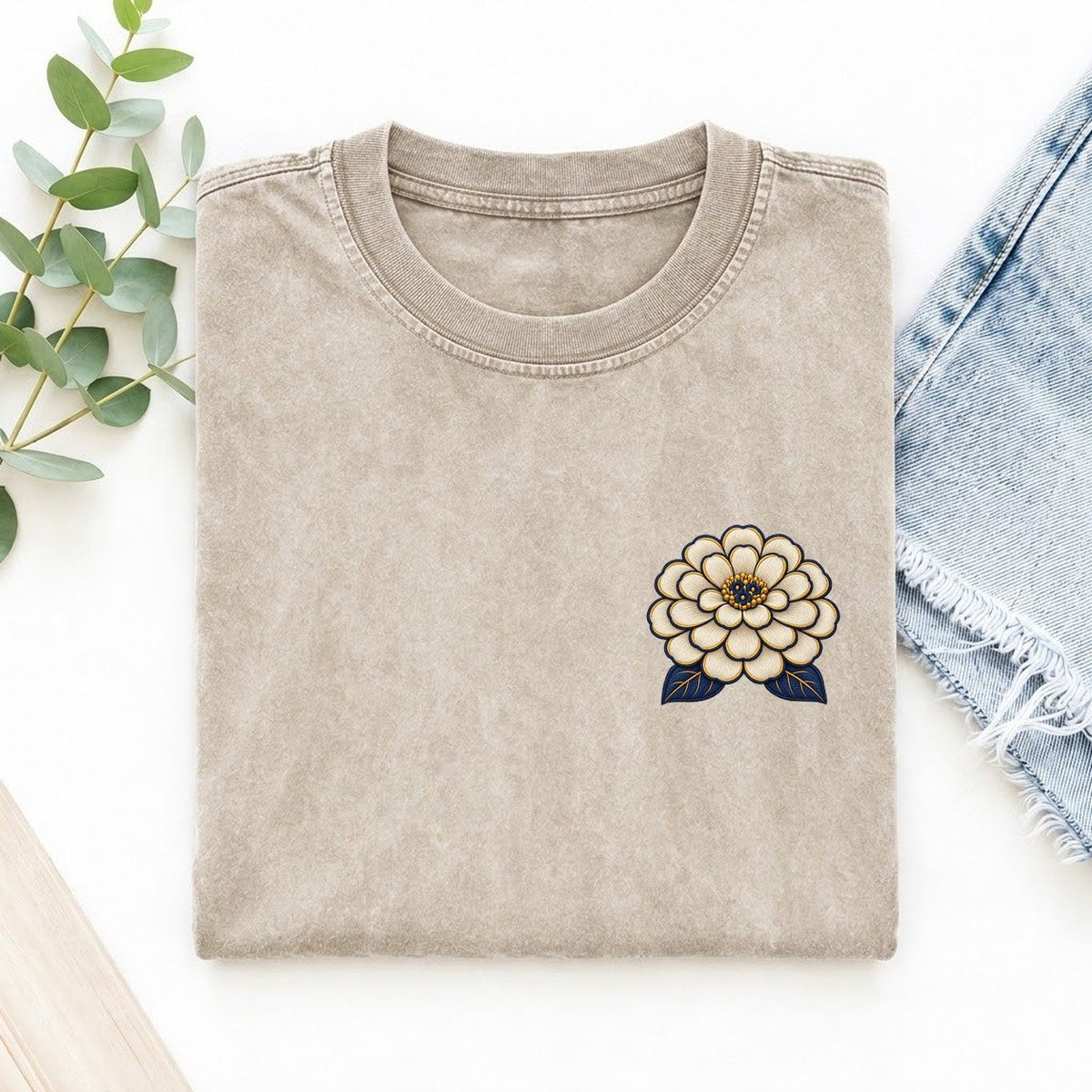 Zinnia Petal Tiers Left Chest Thread Signatures II Left Chest Vintage T-shirt – Off White