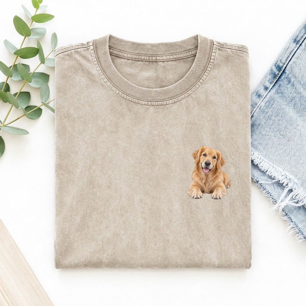 Golden Retriever Head Tilt Left Chest Vintage T-shirt – Off White