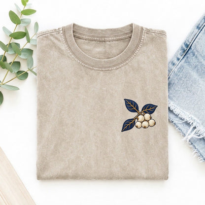Snowberry Branch Nest Left Chest Vintage T-shirt – Off White