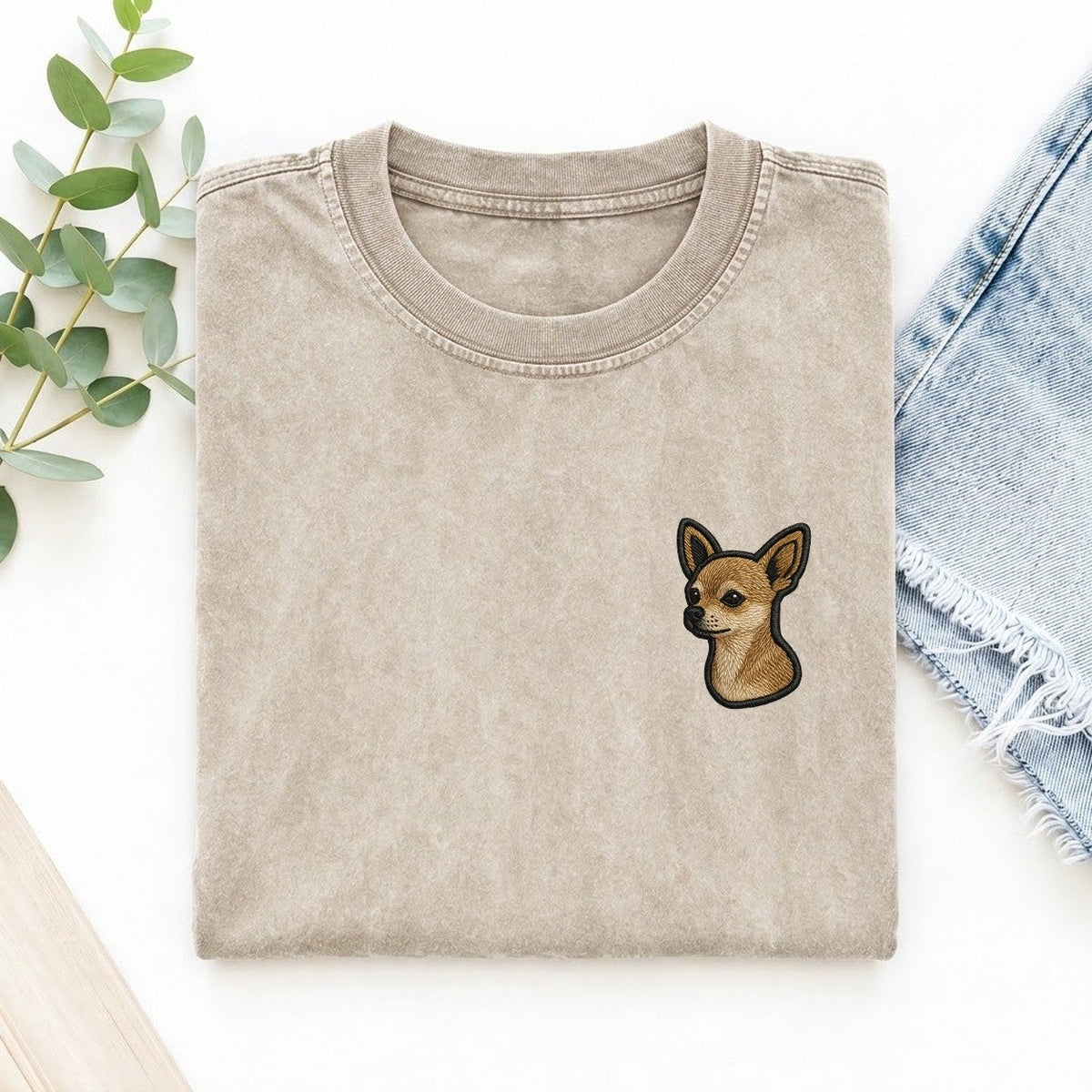 Chihuahua Emblem Left Chest Vintage T-shirt – Off White