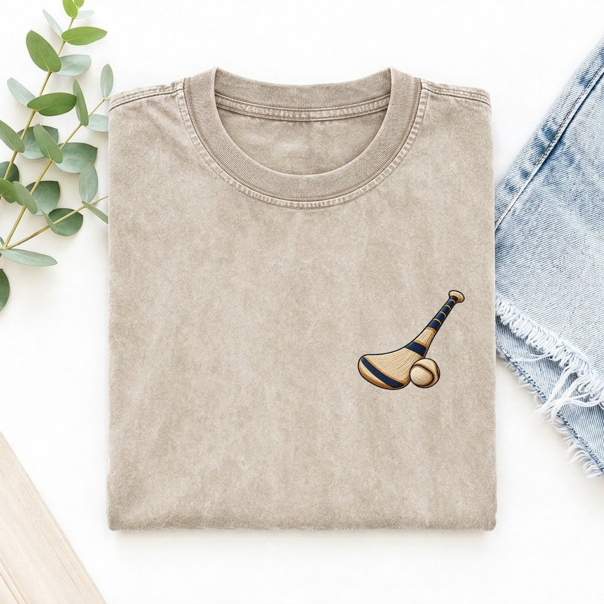 Hurling Bas And Ball Left Chest Thread Signatures II Left Chest Vintage T-shirt – Off White