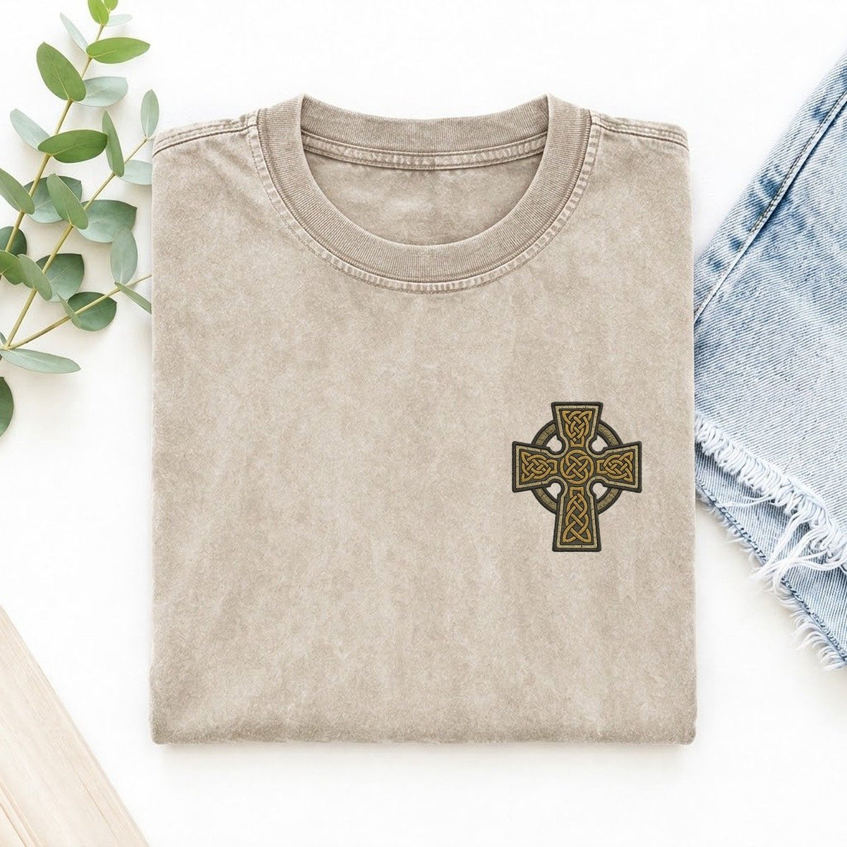 Celtic Cross Left Chest Vintage T-shirt – Off White