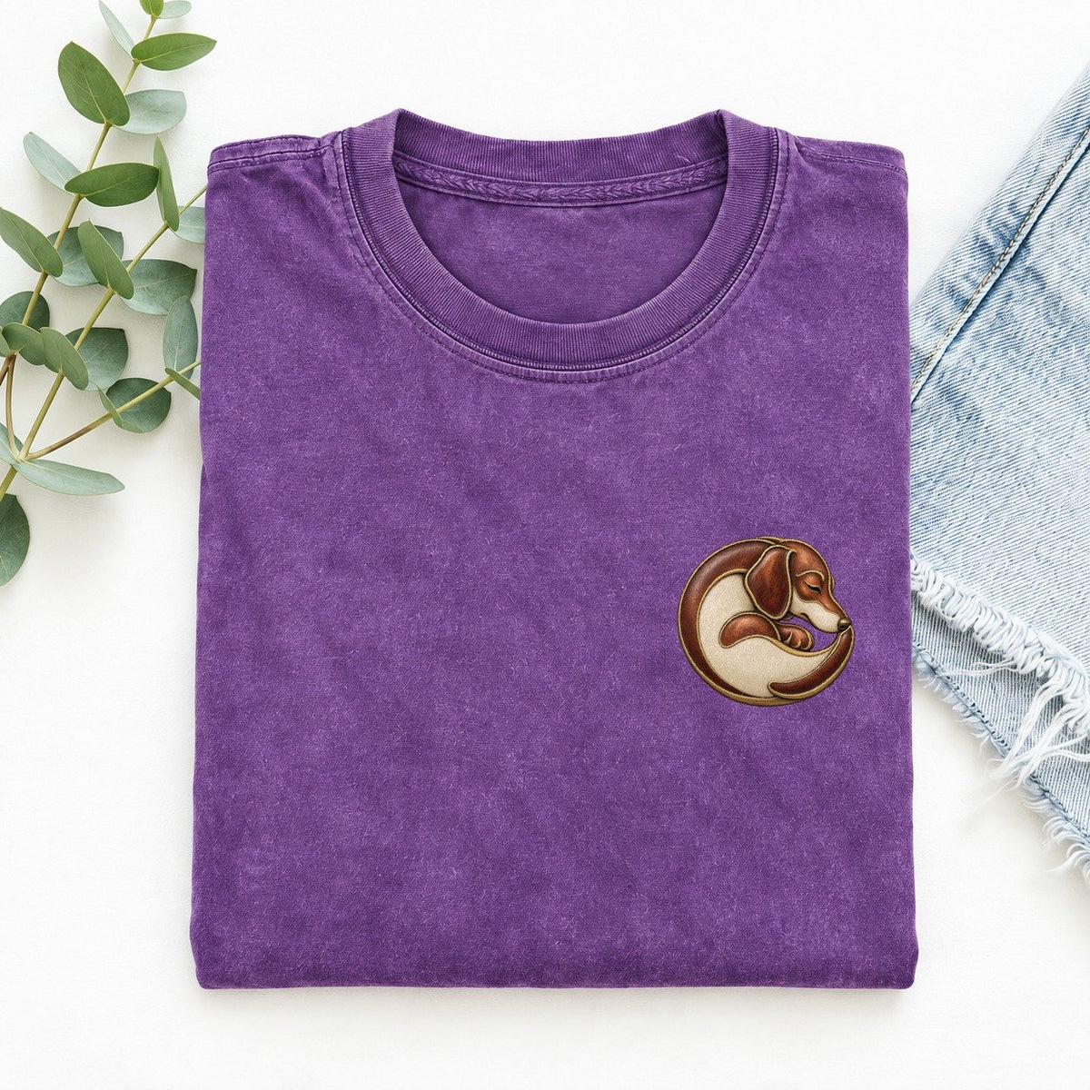 Dachshund Spiral Rest Keepsake Emblem Left Chest Vintage T-shirt – Purple