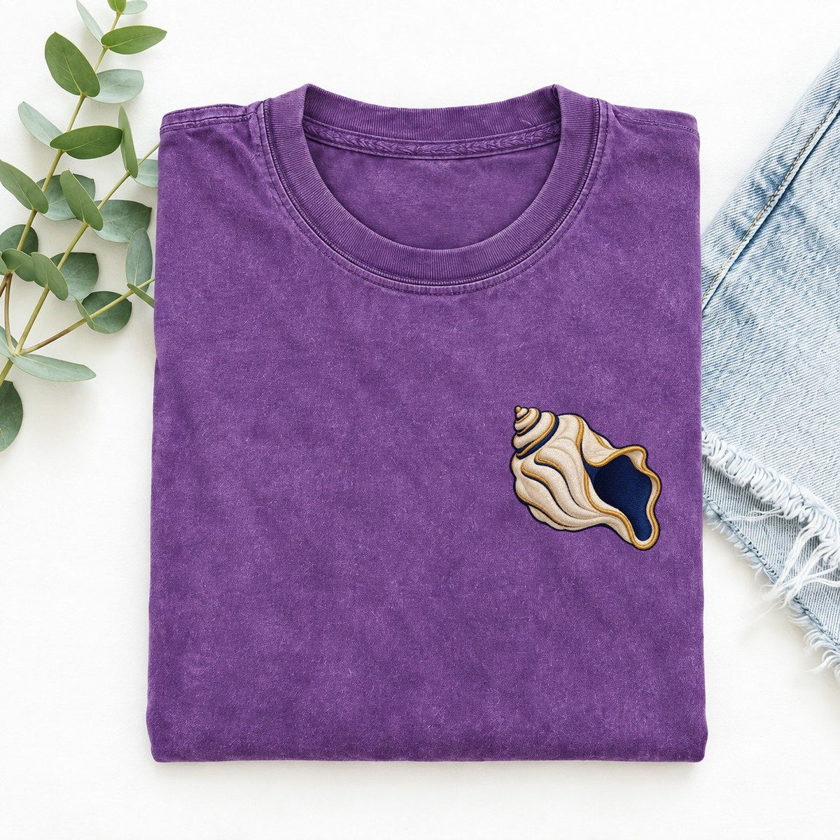 Ritual Conch Curl Left Chest Vintage T-shirt – Purple