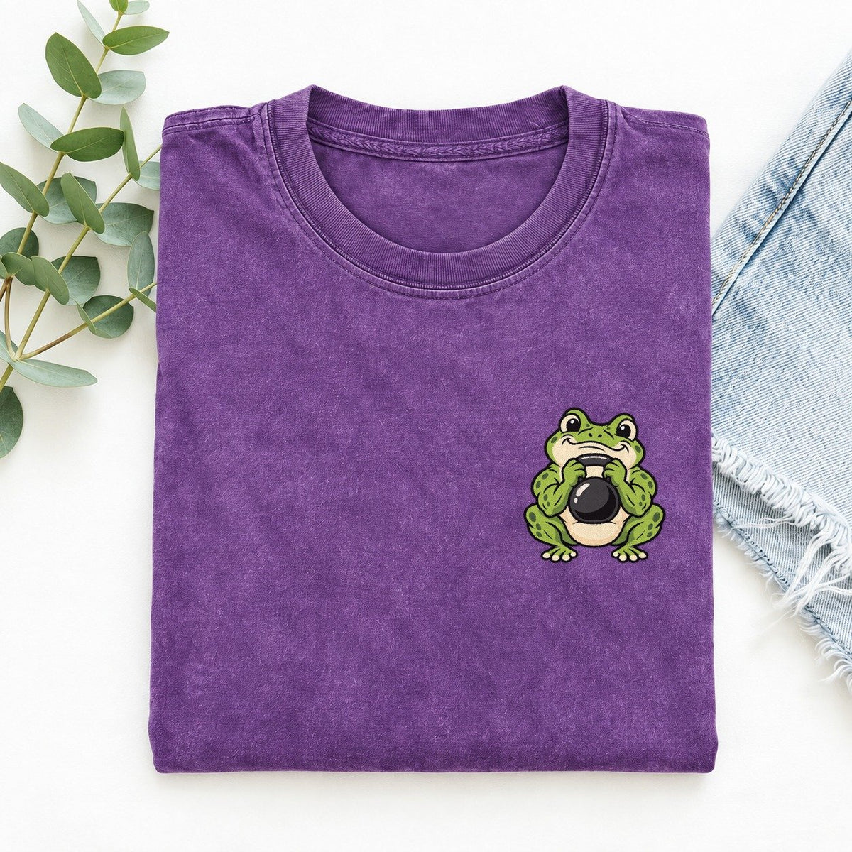 Kettlebell Frog Left Chest Vintage T-shirt – Purple