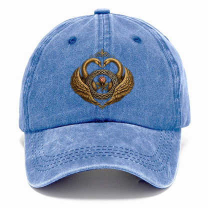 Claddagh Symbol Washed Classic Cap – Summer Sky
