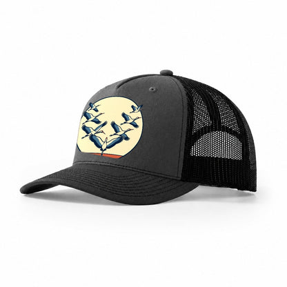 Migration Formation Birdwatching Trucker Hat – Dark Grey Black