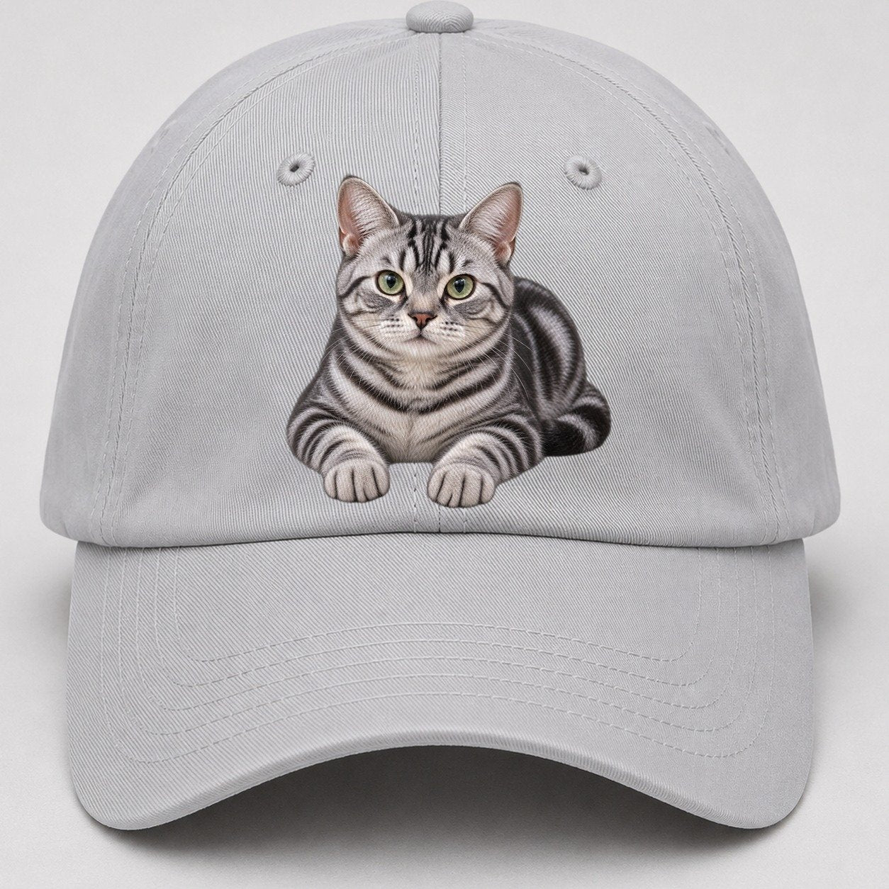 American Shorthair Reclining Paws Forward Realistic Cat Portrait Baseball Cap – Light Gray