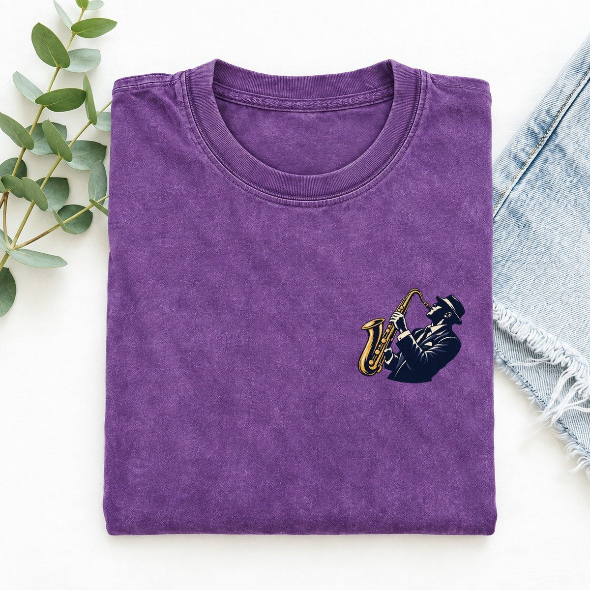 Jazz Saxophonist Left Chest Vintage T-shirt – Purple