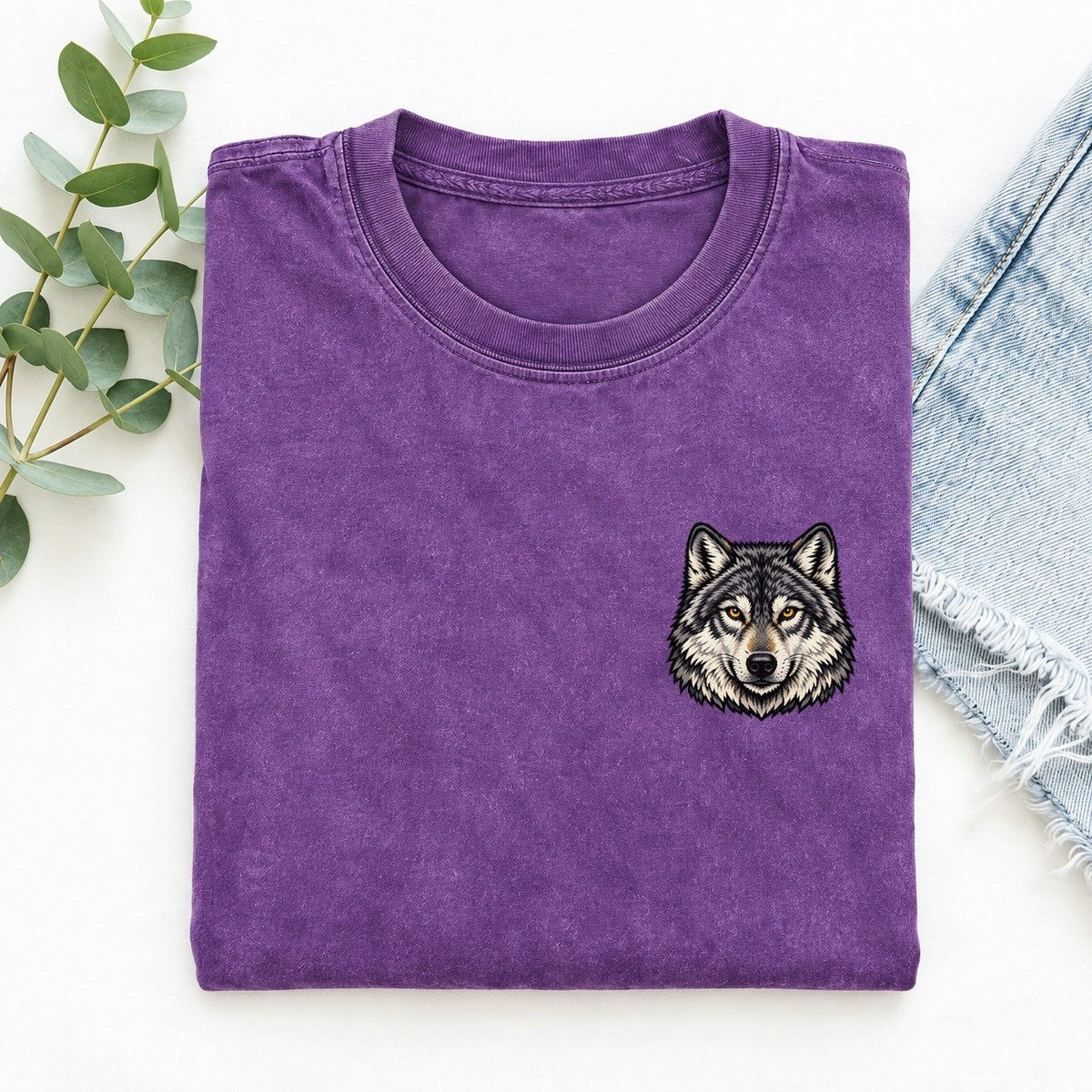 Golden Eyed Wolf Left Chest Vintage T-shirt – Purple