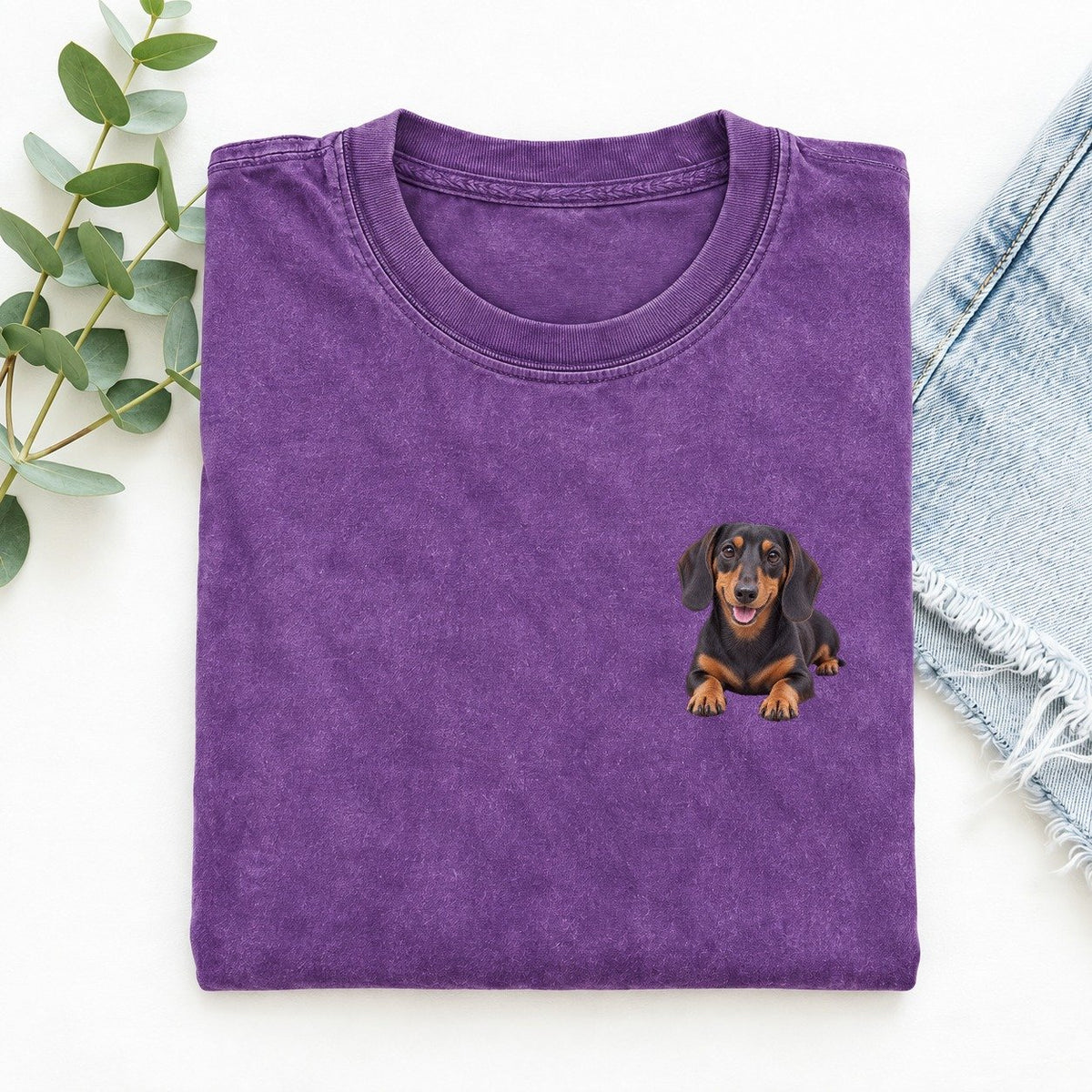 Dachshund Lying Down Left Chest Vintage T-shirt – Purple