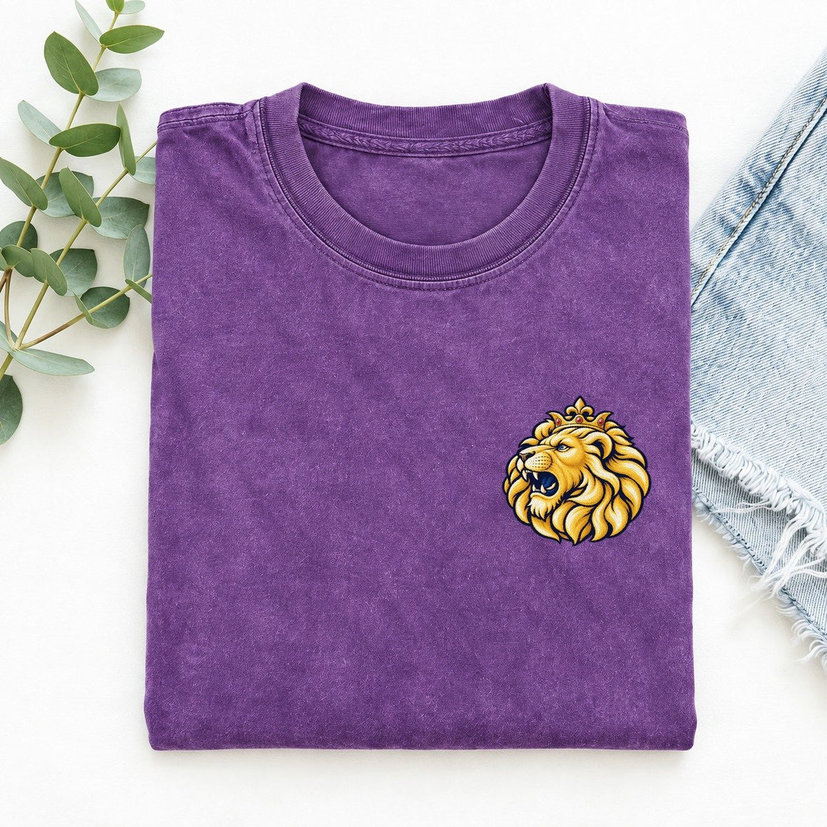 Lion Of Judah Left Chest Vintage T-shirt – Purple
