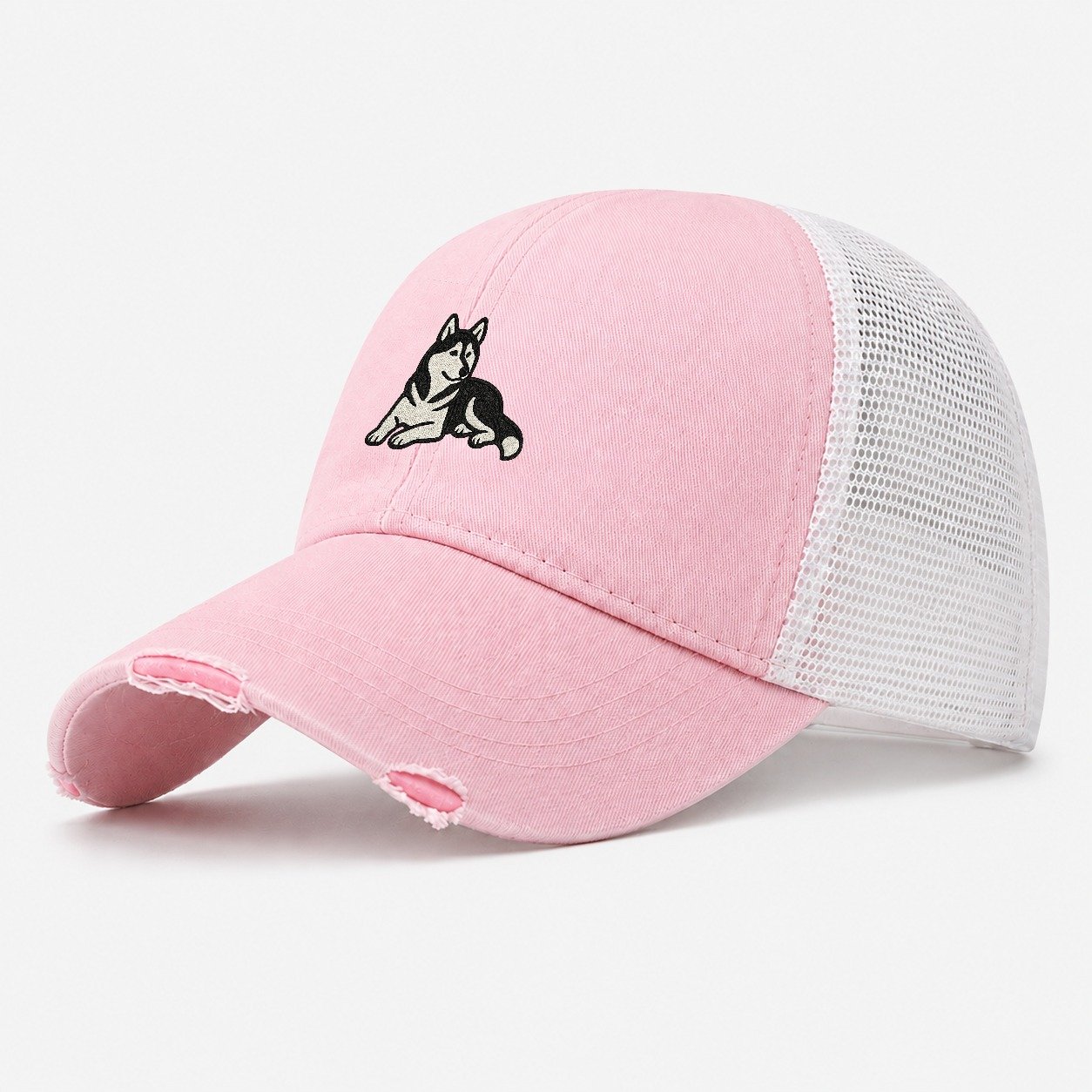 Siberian Husky Black And White Relaxed Lying Down With Head Washed Trucker Hat – Light Pink