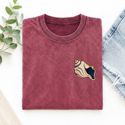 Ritual Conch Curl Left Chest Vintage T-shirt – Raspberry