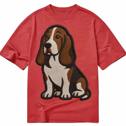 Basset Hound Tri Color Embroidered Sitting Pose Classic T-shirt – Red