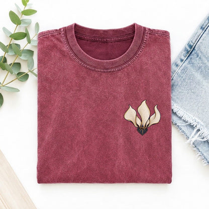 Cyclamen Petal Sweep Left Chest Vintage T-shirt – Raspberry