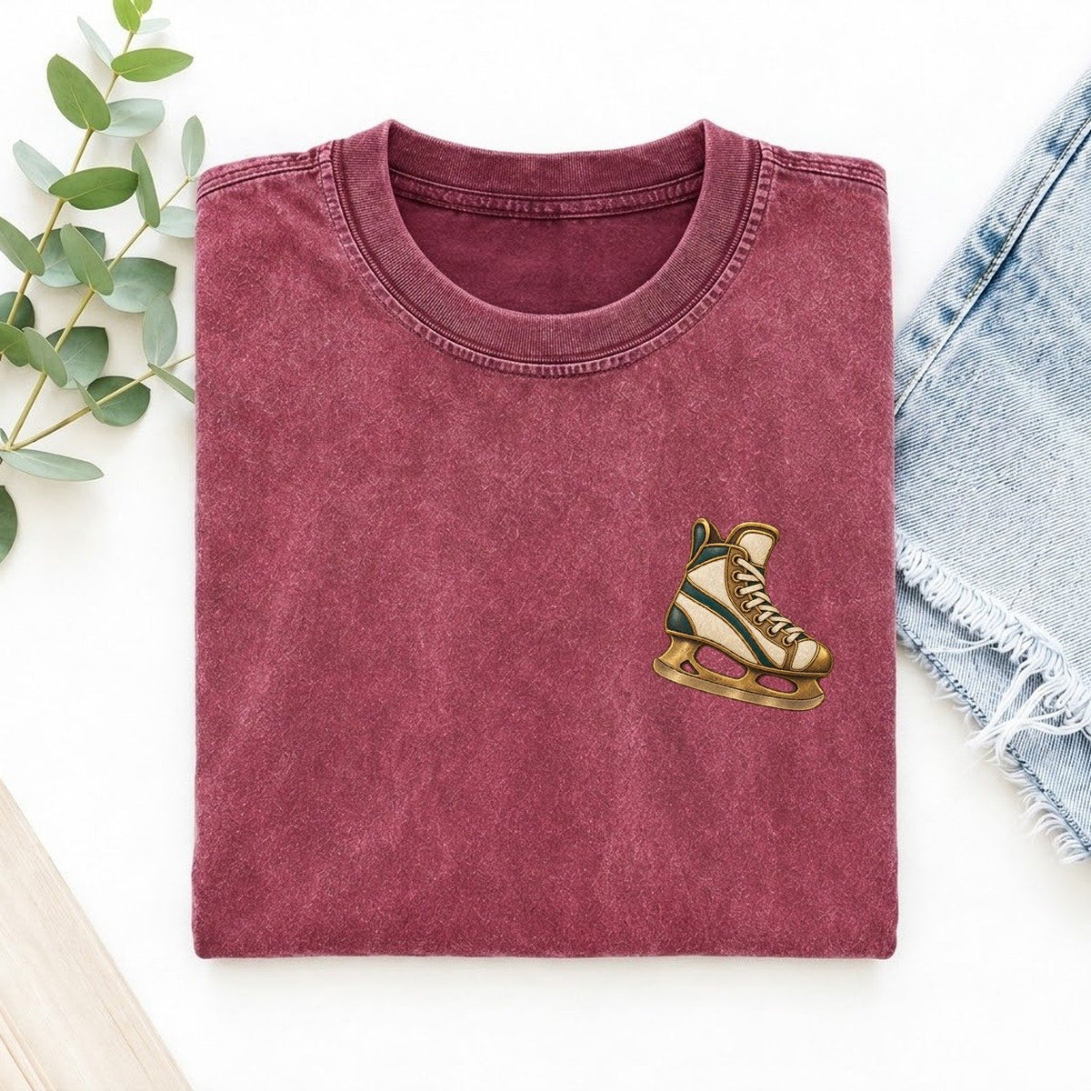 Hockey Skate Turn Keepsake Emblem Left Chest Vintage T-shirt – Raspberry