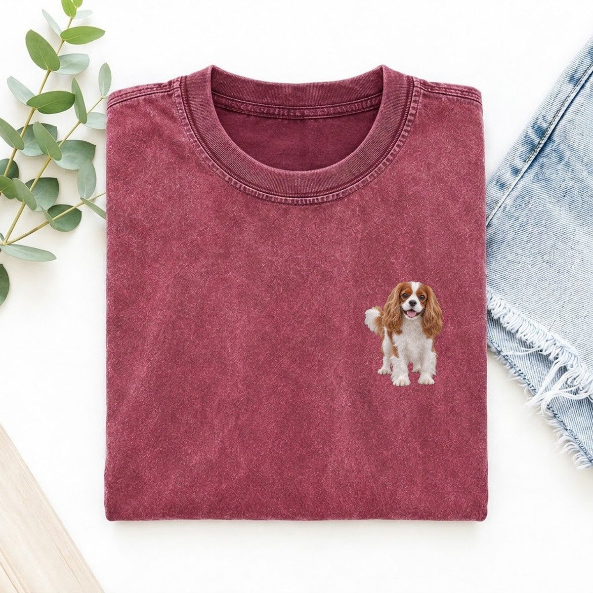 Cavalier Spaniel Standing Left Chest Vintage T-shirt – Raspberry