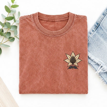 Sea Holly Bract Star Left Chest Vintage T-shirt – Terracotta