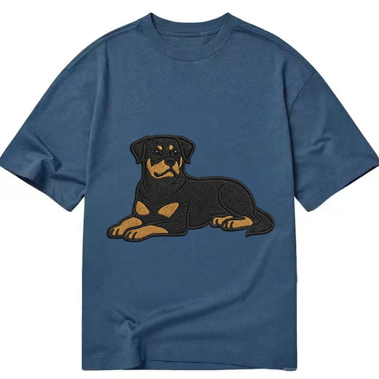 Rottweiler Black And Tan Relaxed Lying Down With Head Up Emb Classic T-shirt – Twilight Navy