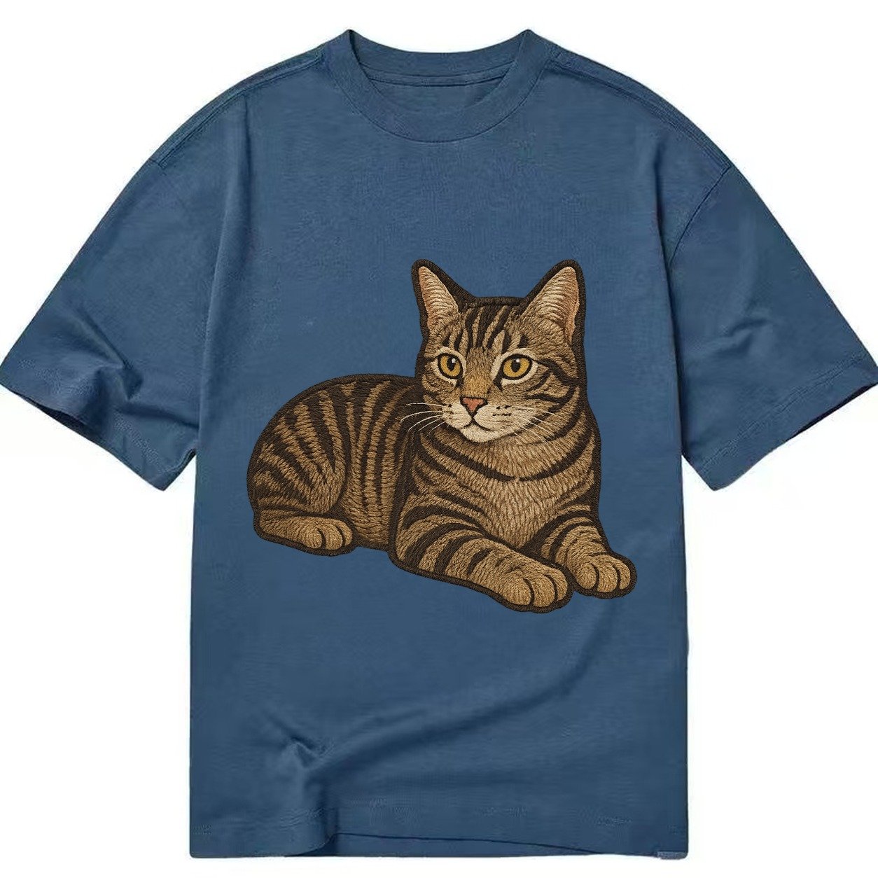Manx Tailless Round Rump Relaxed Lying Down With Head Up Emb Classic T-shirt – Twilight Navy