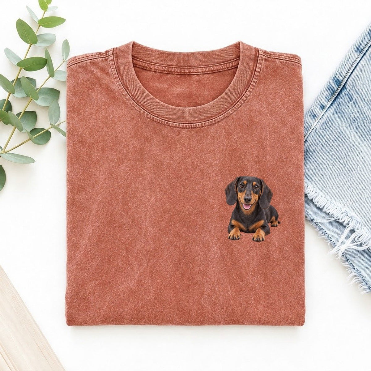 Dachshund Lying Down Left Chest Vintage T-shirt – Terracotta