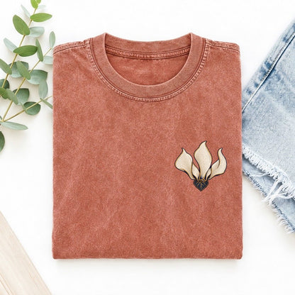 Cyclamen Petal Sweep Left Chest Vintage T-shirt – Terracotta