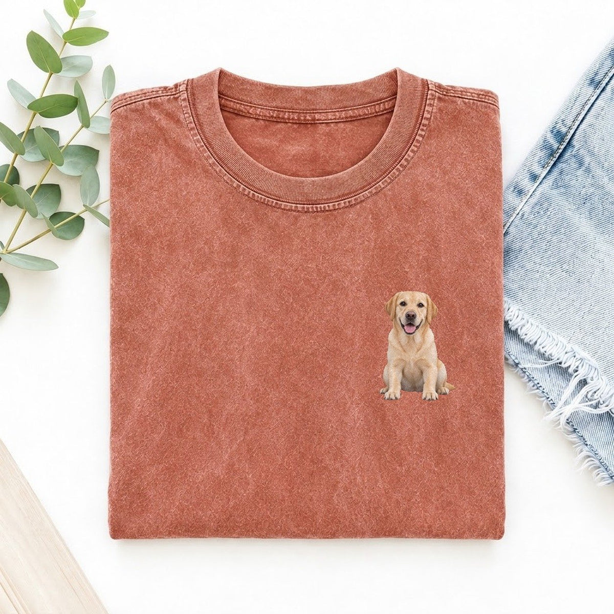 Labrador Sitting Left Chest Vintage T-shirt – Terracotta