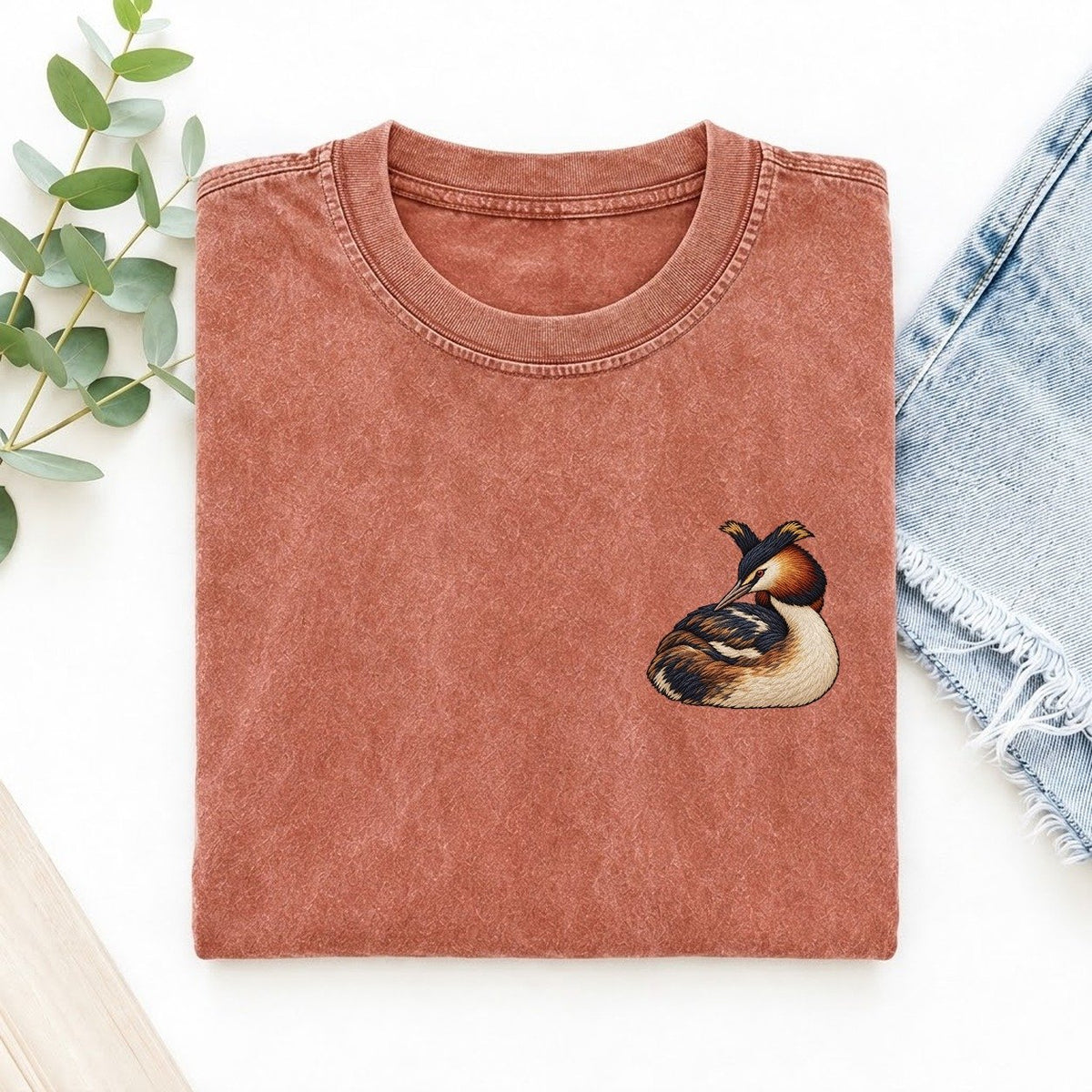 Grebe Collar Turn Left Chest Thread Signatures II Left Chest Vintage T-shirt – Terracotta