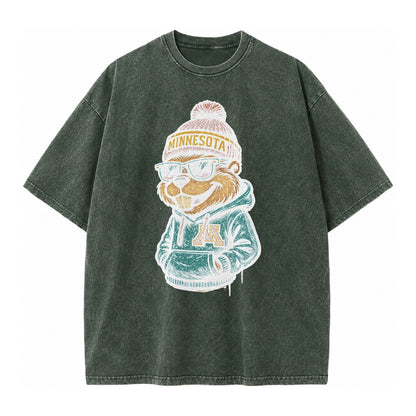 Minneapolis Gopher wearing Minnesota beanie with M patch - Vintage T-shirt – Forest Mist(Green)