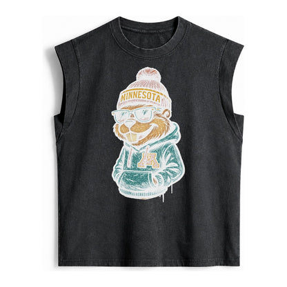 Minneapolis Gopher wearing Minnesota beanie with M patch - Vintage Washed Tank – Black