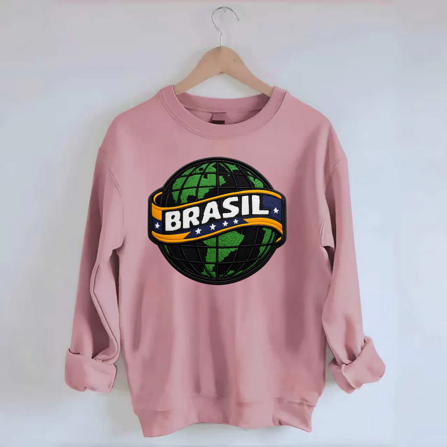 BRAZILIAN FLAG GLOBE - green globe with banner in green yellow blue , Brasil - Crewneck Sweatshirt - pink