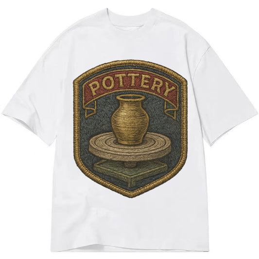 Pottery wheel with clay vessel - ceramicist symbol - Classic T-shirt – White