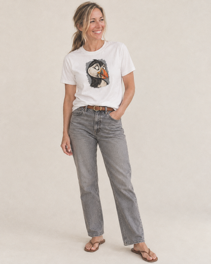 Puffin Expressive Portrait Wild Grin Gallery Classic T-shirt – studio model photo