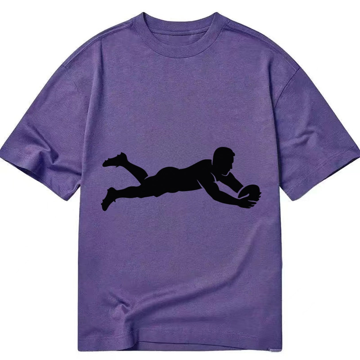 Rugby player diving for try - Classic T-shirt – Purple