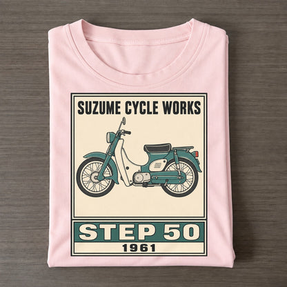 Suzume Step 50 Showa Speed Plates Classic T-shirt – Pink