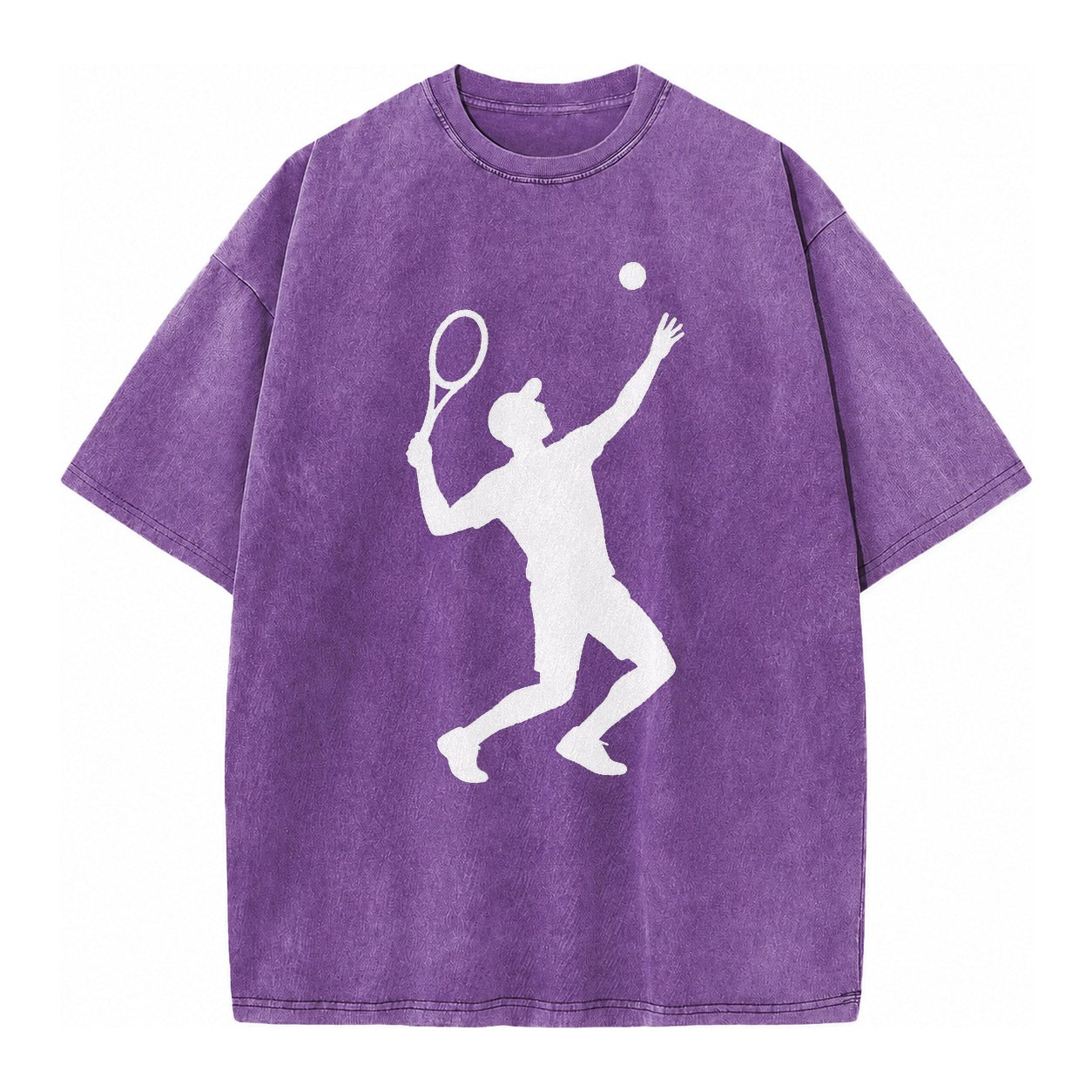 Tennis player serving powerful shot - Vintage T-shirt – Purple