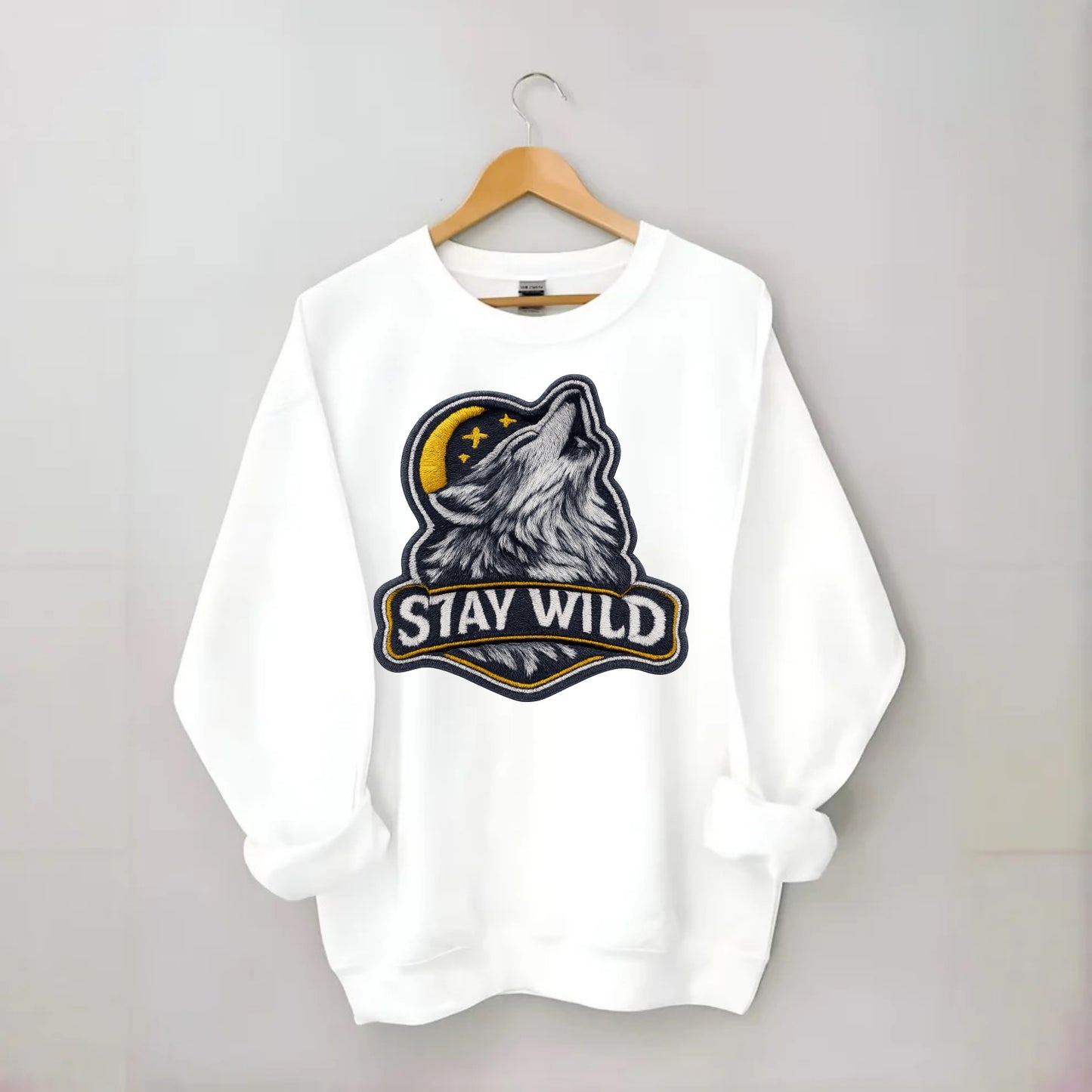 STAY WILD - wolf with text in gray , free spirit - Crewneck Sweatshirt - white