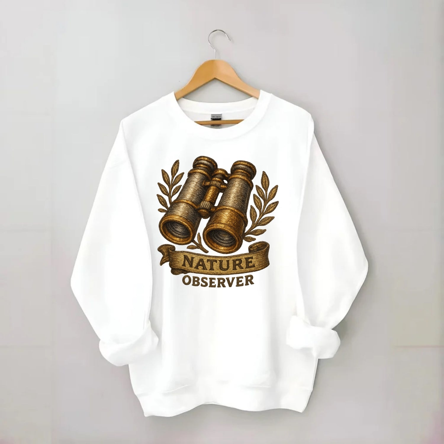 Binoculars for birdwatching - nature observer - Crewneck Sweatshirt - white