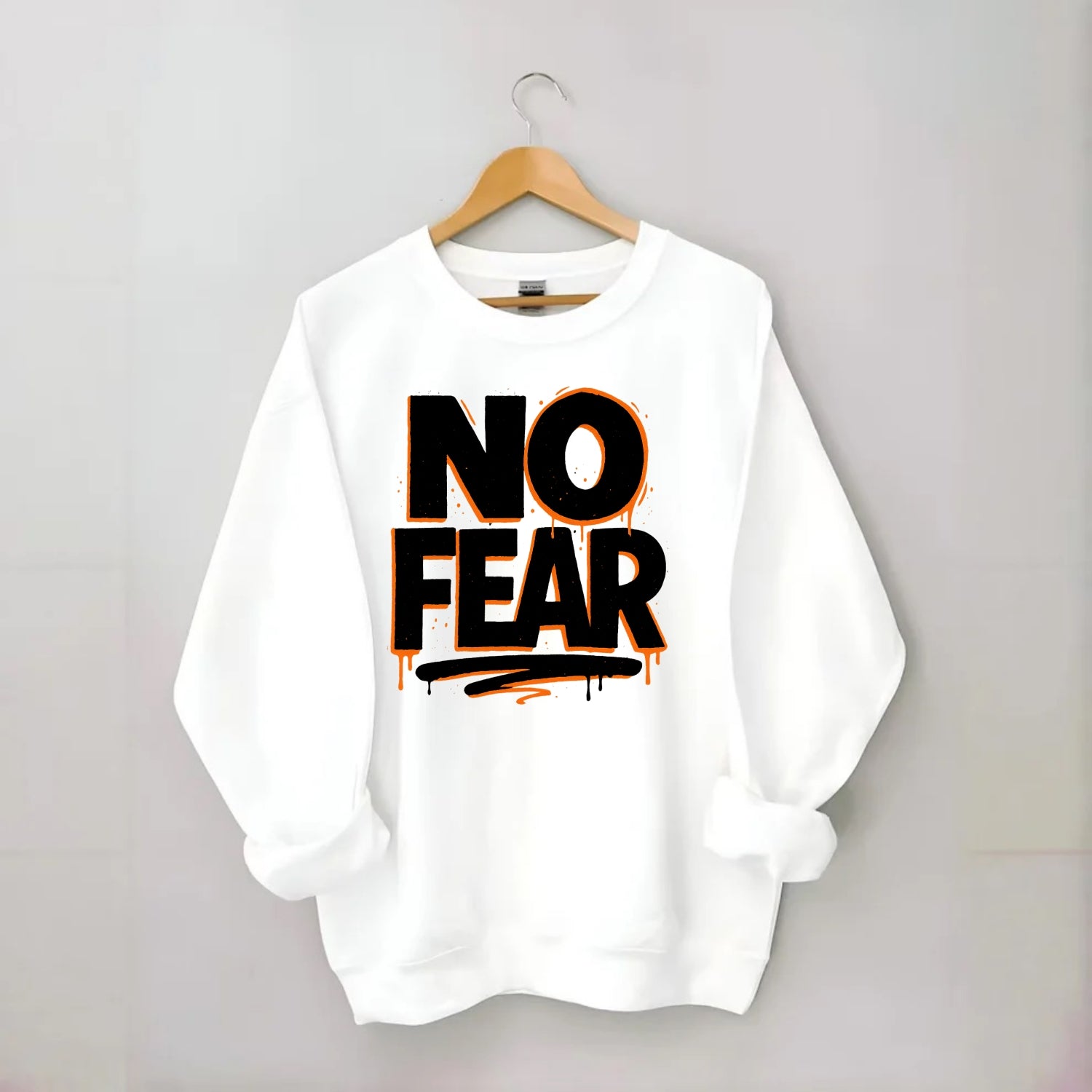 Bold typography design - "NO FEAR" - courage, bravery - Crewneck Sweatshirt - white